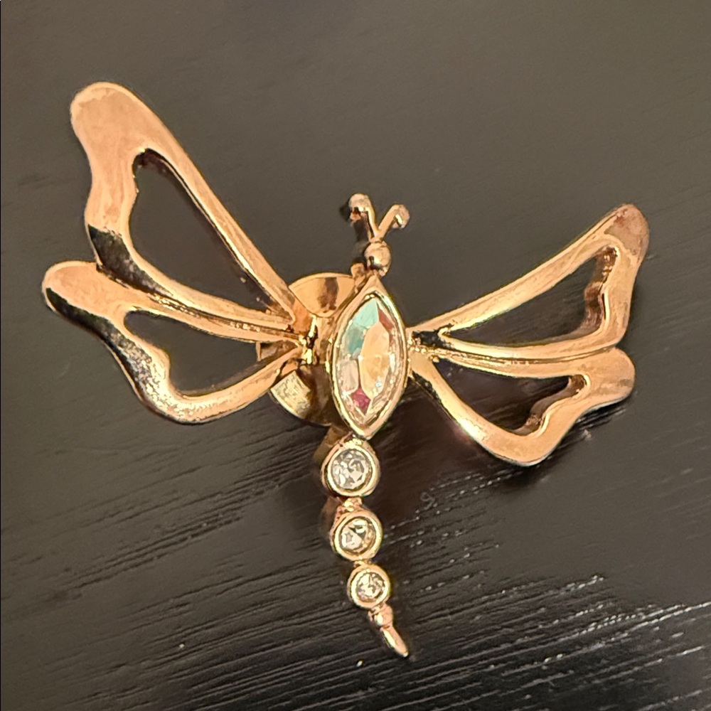 vintage Avon gold-toned dragonfly brooch or lapel pin